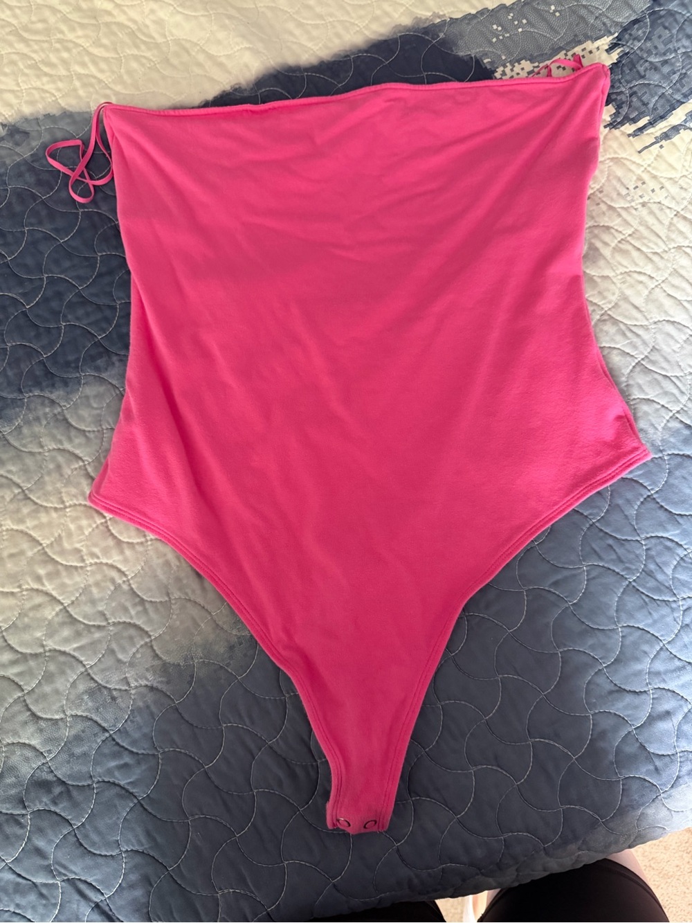 American Eagle body suit! Fits like an XL! All worn once!